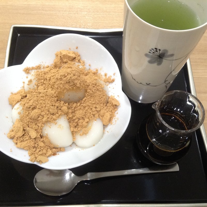 きなこ白玉(永楽屋 本店 （えいらくや）)