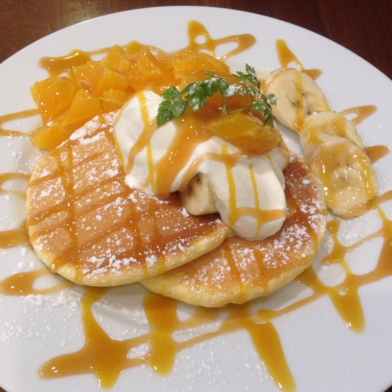 フルーツたっぷりパンケーキ(カームガーデン 川西店 （Calm Garden）)