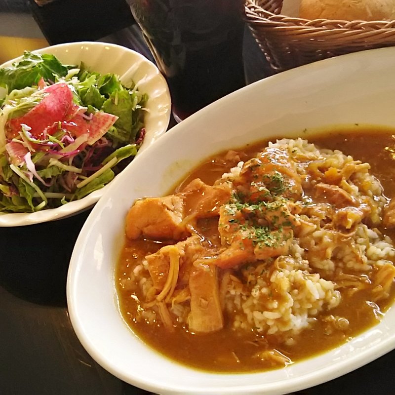 じっくり煮込んだチキンカレー(伊太利亭 La Festa 東陽町店)