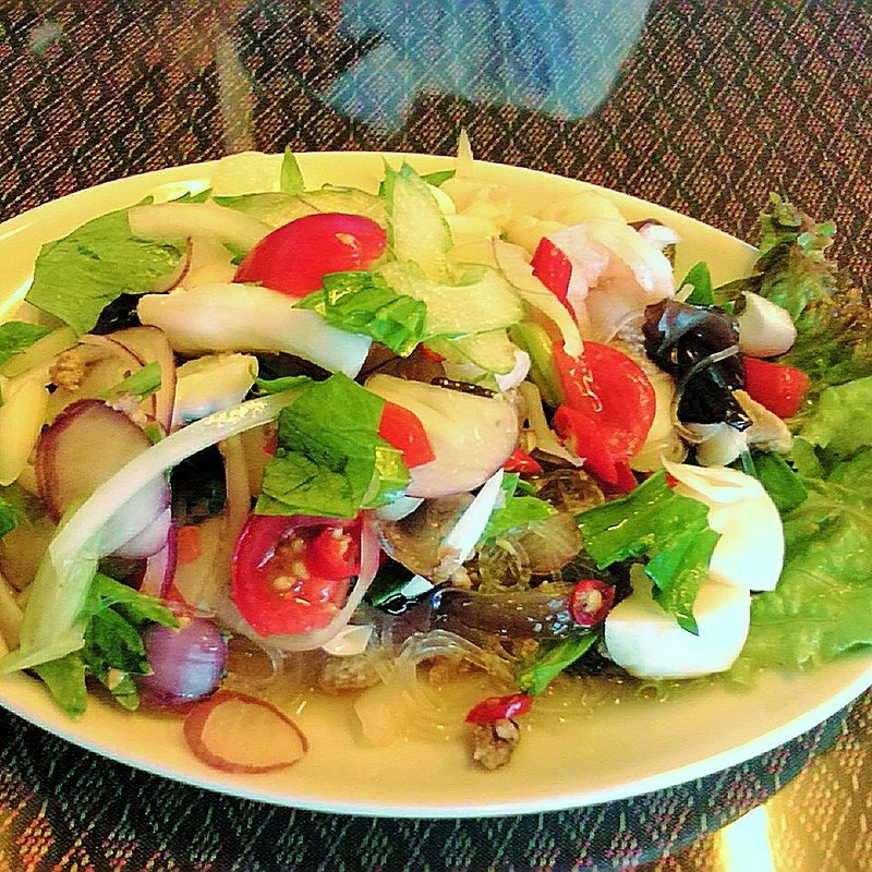 ヤムウンセン　春雨サラダ(タムナック タイラーメン )