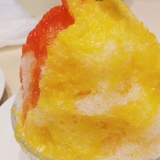 ルビーグレープフルーツ＆オレンジのシェイブドアイス(レインボーパンケーキ （RAINBOW PANCAKE）)