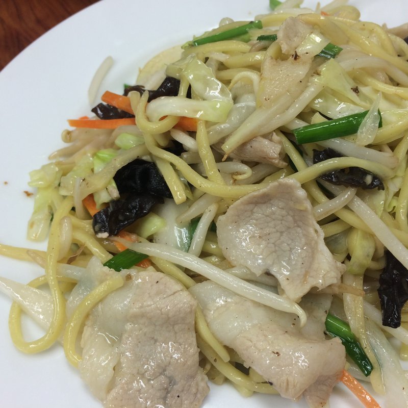 五目塩焼きそば(土鍋大餃子)