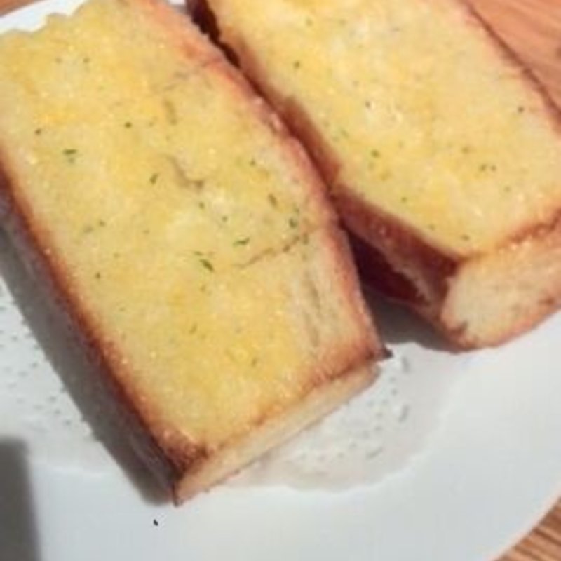 ガーリックトースト(つばめグリル 渋谷マークシティ店)