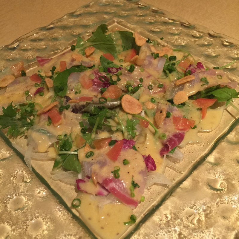 鮮魚の和風ガーリック風味カルパッチョ(海蔵 )