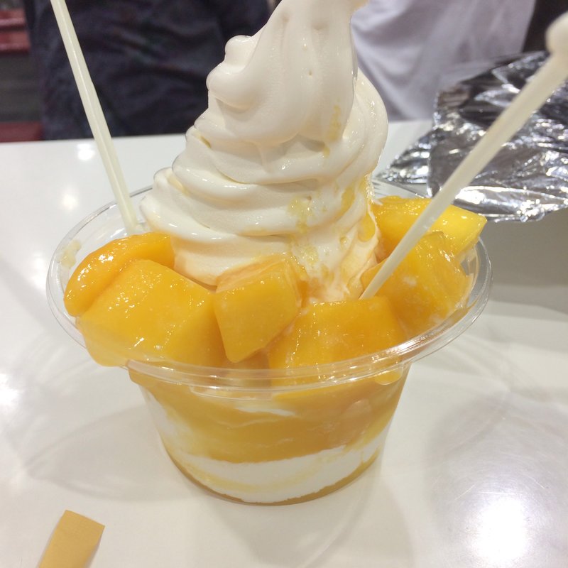 マンゴーソフトクリーム(コストコ　フードコート八幡倉庫 京都八幡店 )