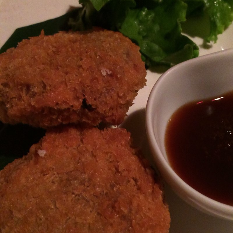 紅芋コロッケ(琉球 梅酒Dining てぃーだ 新宿南口店)