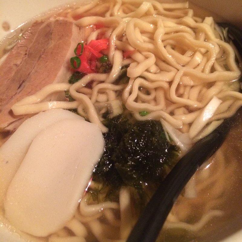 沖縄そば(琉球 梅酒Dining てぃーだ 新宿南口店)