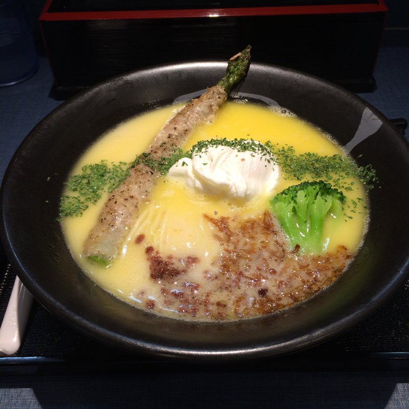 鶏白湯そば(潮 （うしお）)