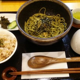 宇治抹茶そばランチ(神戸チャイハーネ)