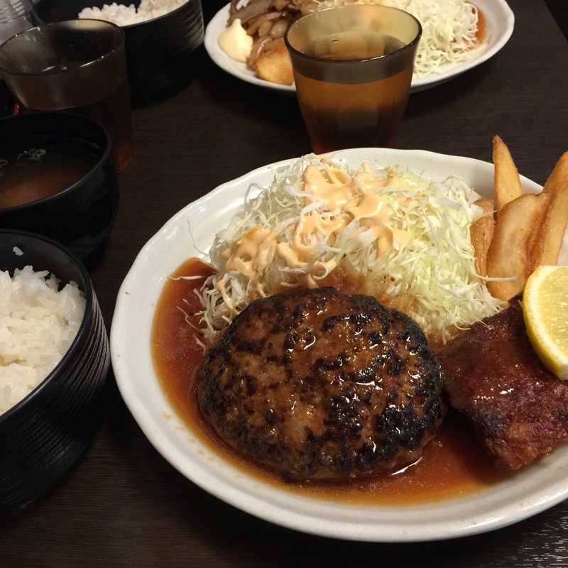 ハンバーグ＆チキンステーキ(愉快酒場 船場センタービル３号館店 )