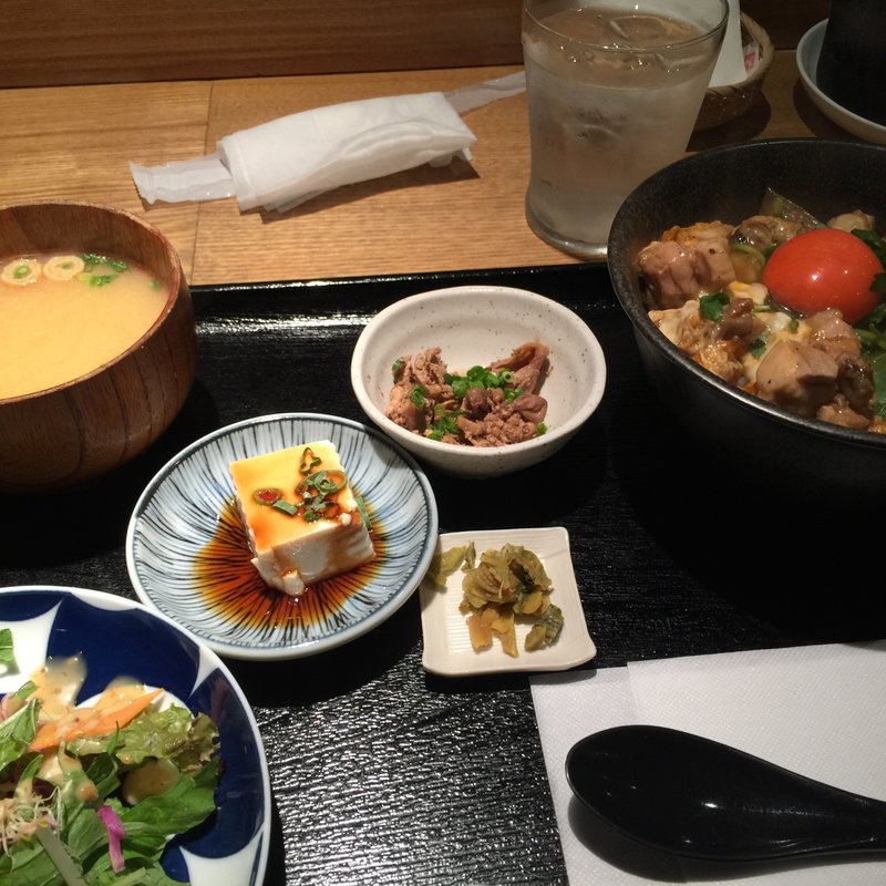 親子丼(北浜 やきとり うえ田)