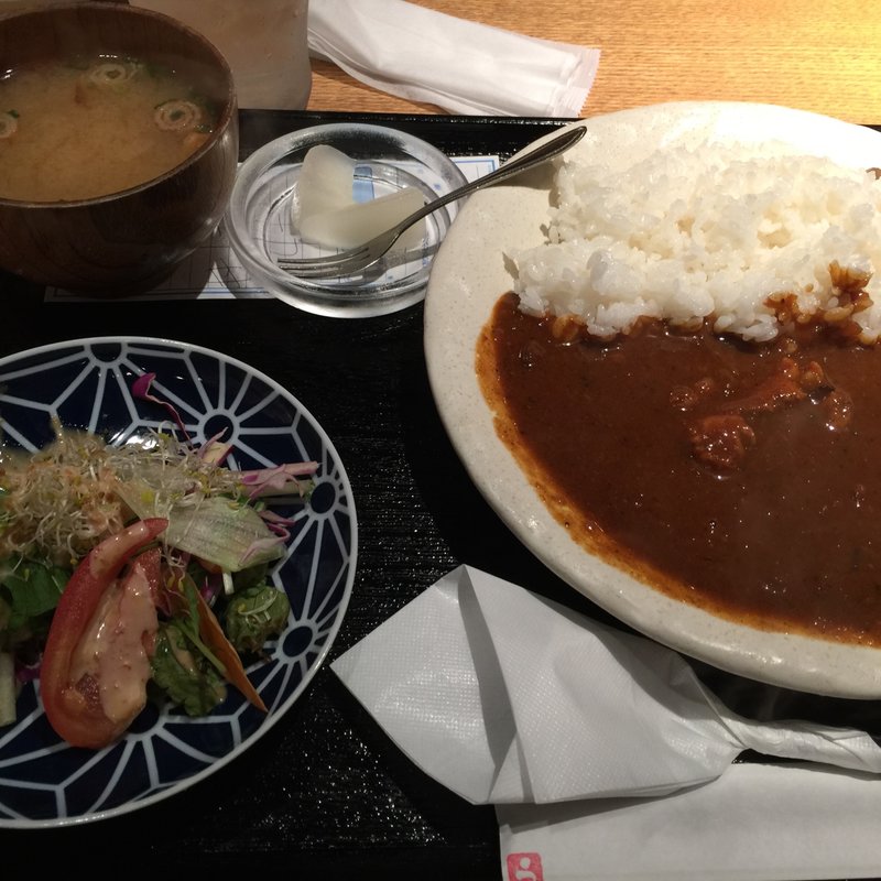 炭火焼チキン特製辛口カレー(北浜 やきとり うえ田)