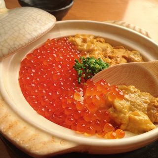 うにいくら丼(魚輝)