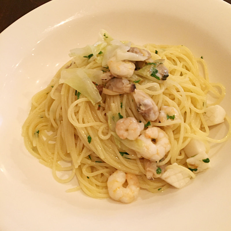 魚介とキャベツのアリーオオーリオスパゲティー(サルターレ （Salutare）)