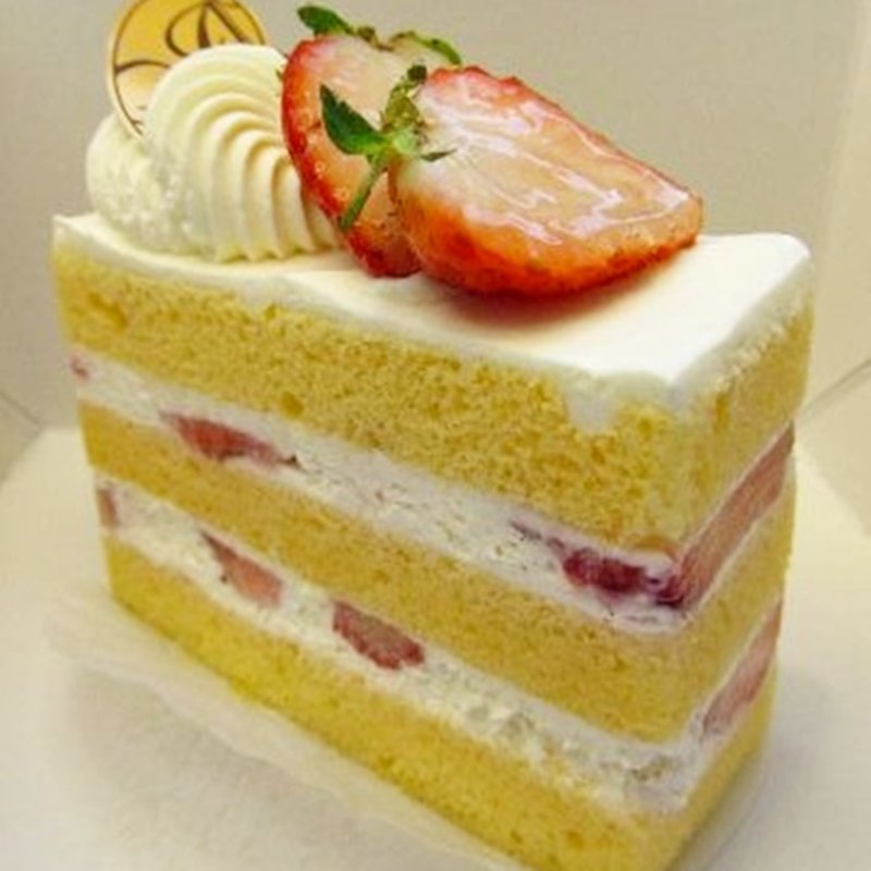 苺のショートケーキ(Pâtisserie Abloom パティスリー アブルーム)