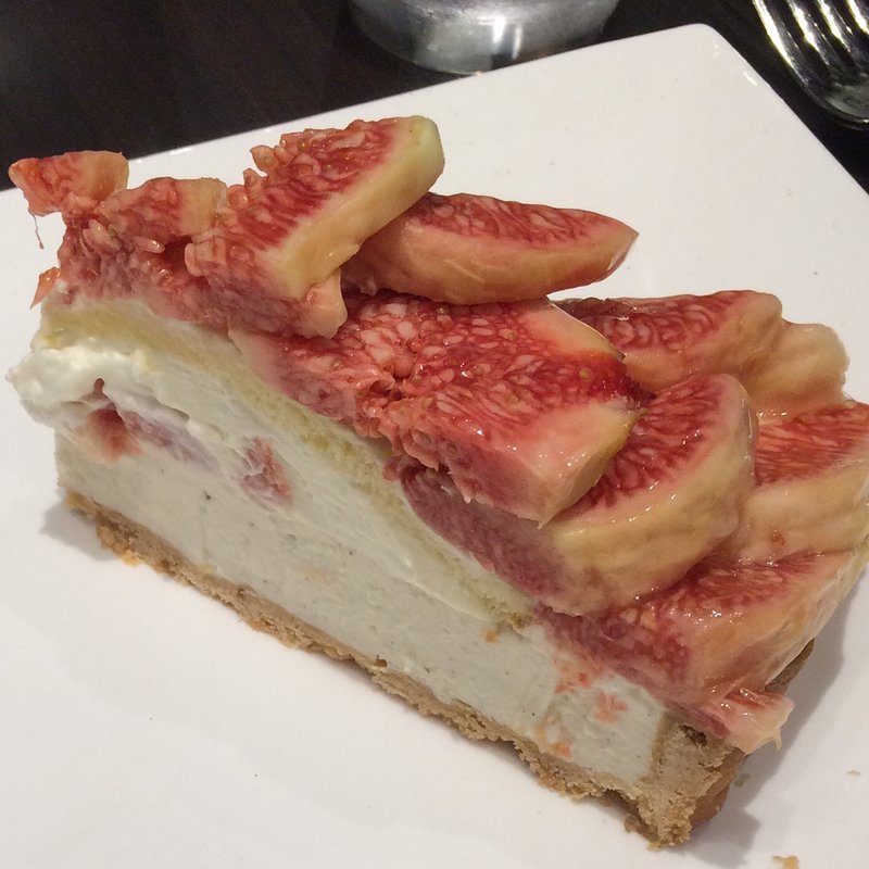 モーツァルト無花果のタルト(カフェコムサ コムサステージ銀座店)