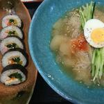 冷麺セット（海苔巻き）(ダンジ )