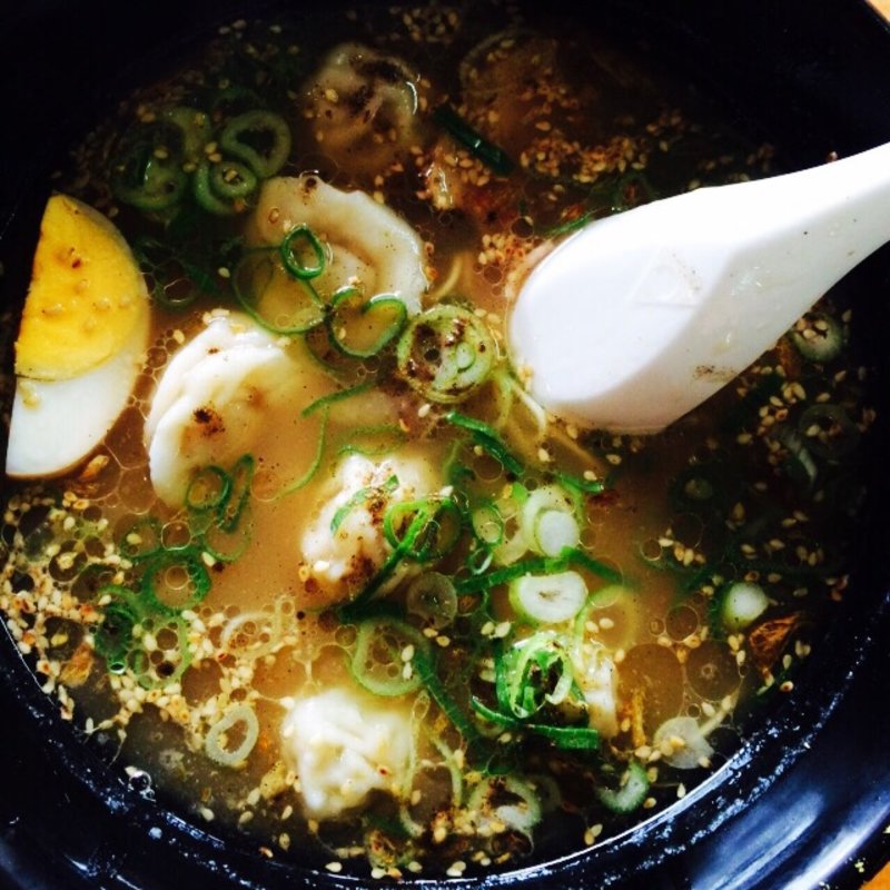 ワンタン麺(国際飯店長浜店)