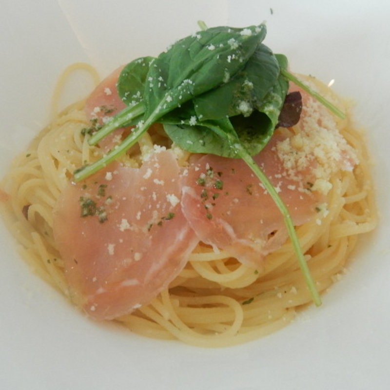 パスタ(トラットリア ルチアーノ)