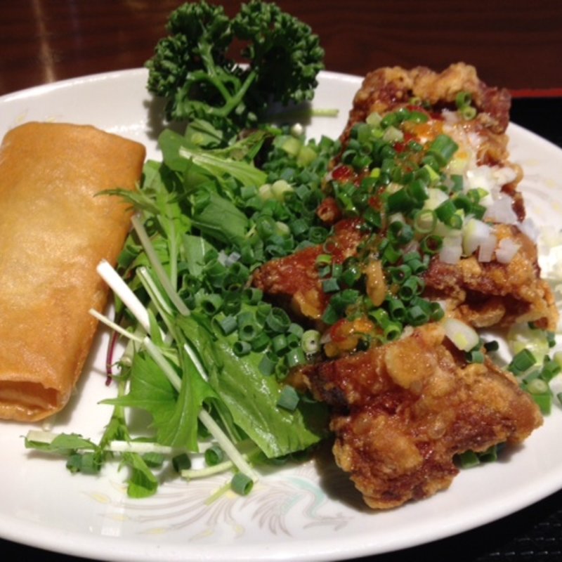 鶏のスイートチリソースと春巻き(桃苑 )