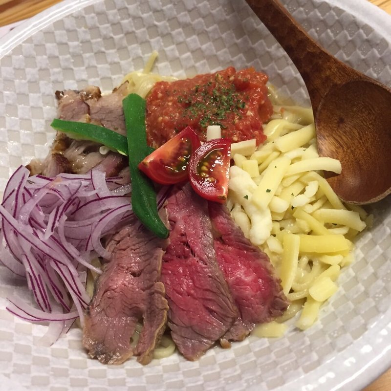 とまとのまぜそば(麺榮 王様のラーメン )