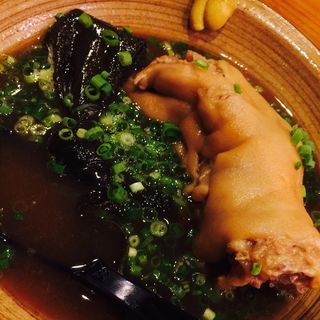 足テビチ(沖縄島酒食堂 いちゃりばちょーでー)