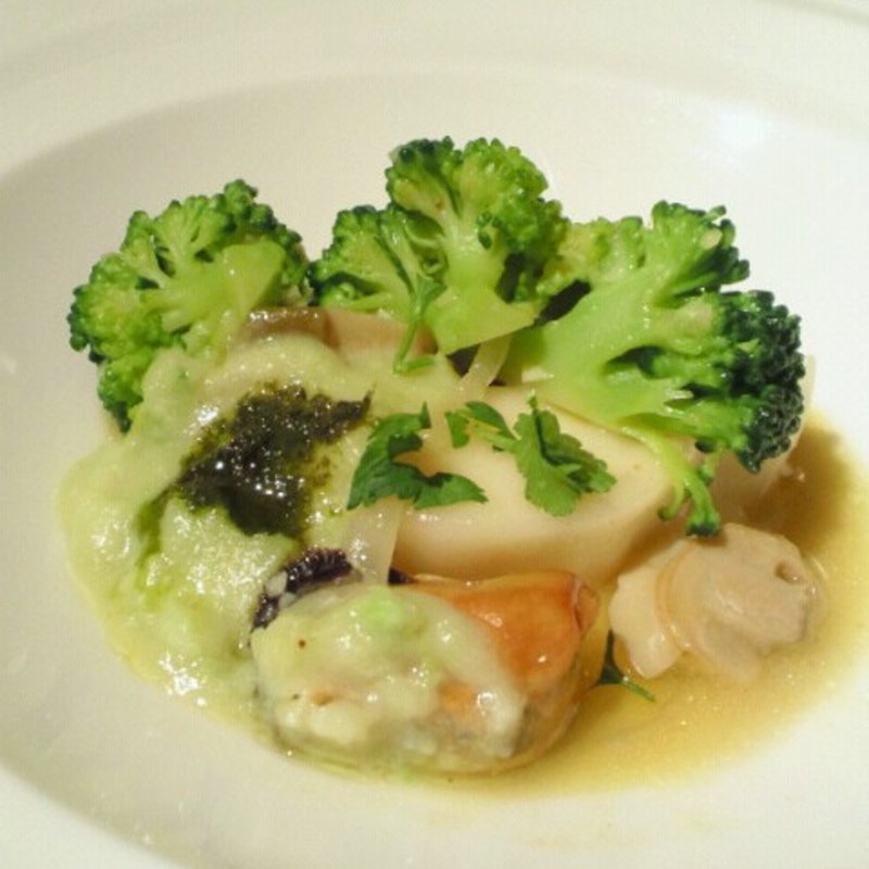 ズワイガニのラビオリ　魚介のスープ仕立て(カリフォルニアワインガーデン)