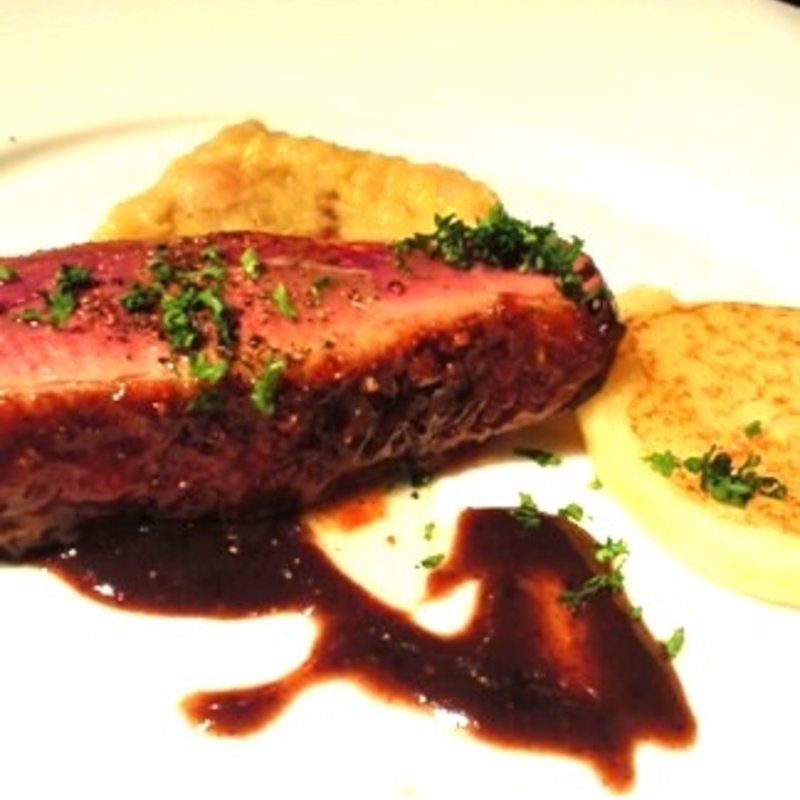 仔鴨のロースト(カリフォルニアワインガーデン)