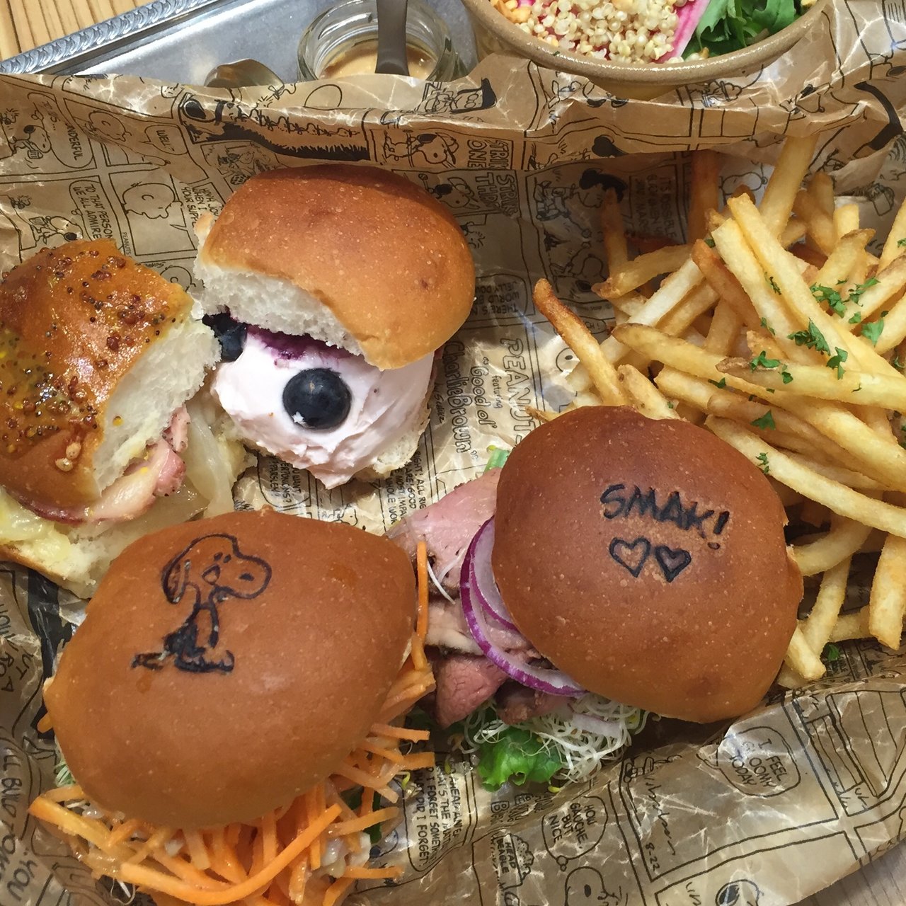 ザ・グースエッグス”スライダー(PEANUTS Cafe 中目黒)の口コミ一覧