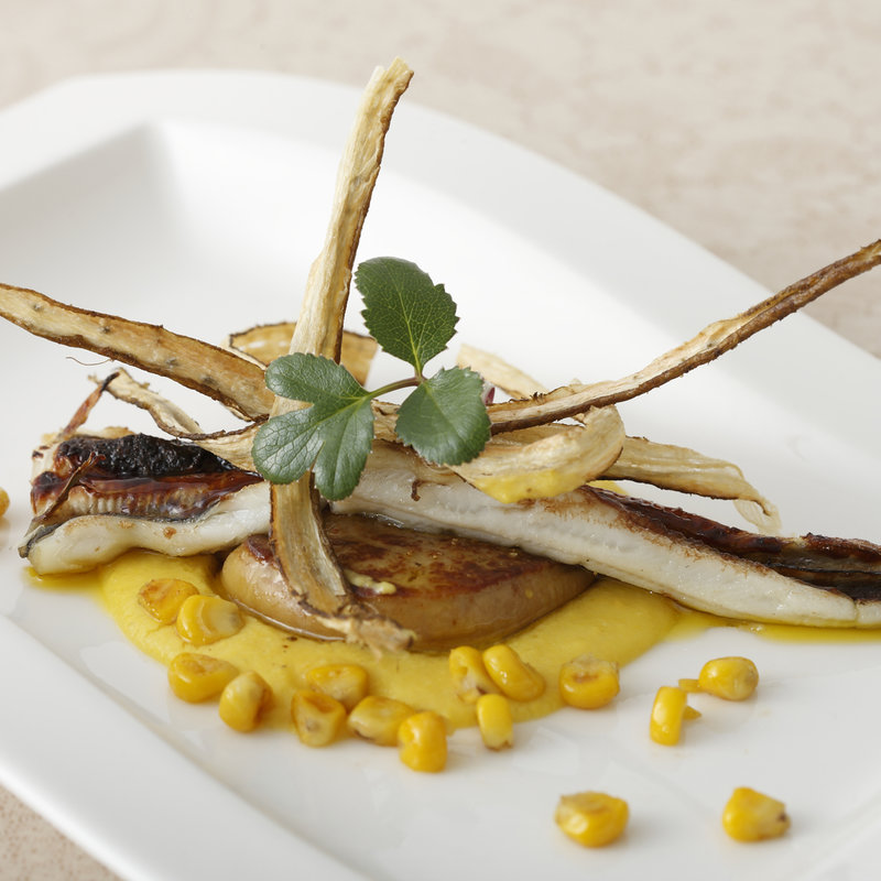 穴子とゴボウ　フォアグラ添え(キハチ 青山本店)