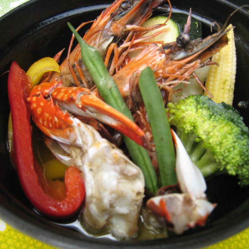 エビとカニの豪快アヒージョ(クラゲストア)