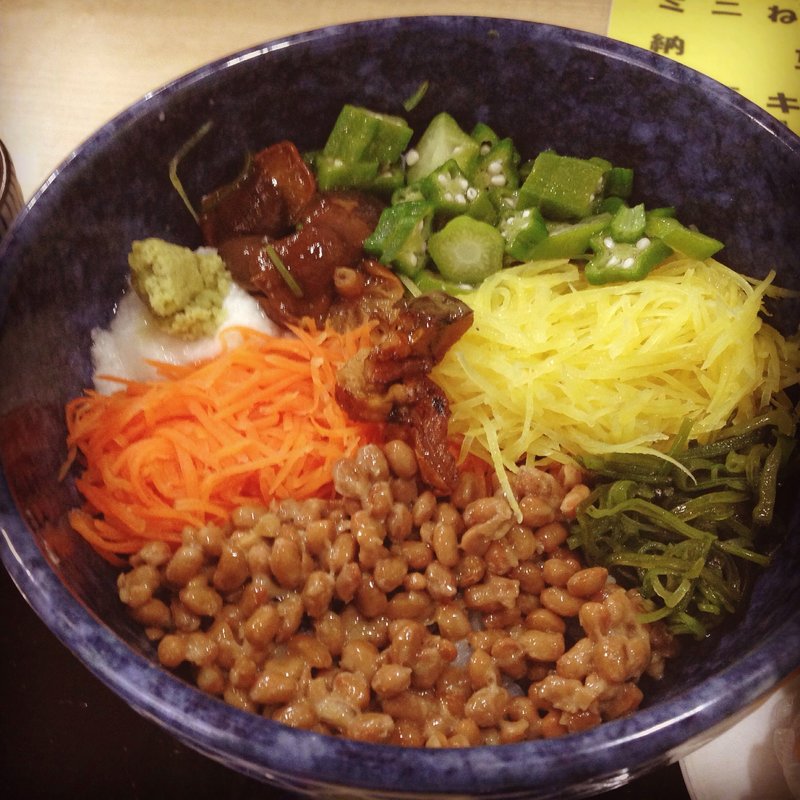 ねばり丼(味の店 かくた （アジノミセ　カクタ）)