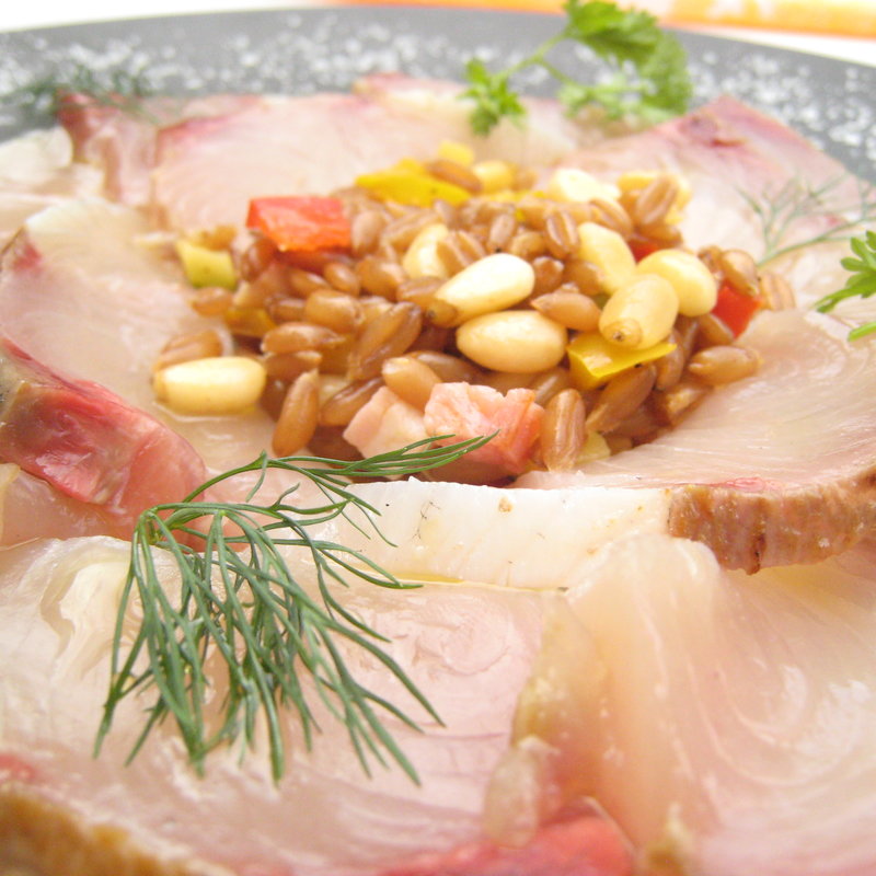 旬のお魚のカルパッチョ (クラゲストア)