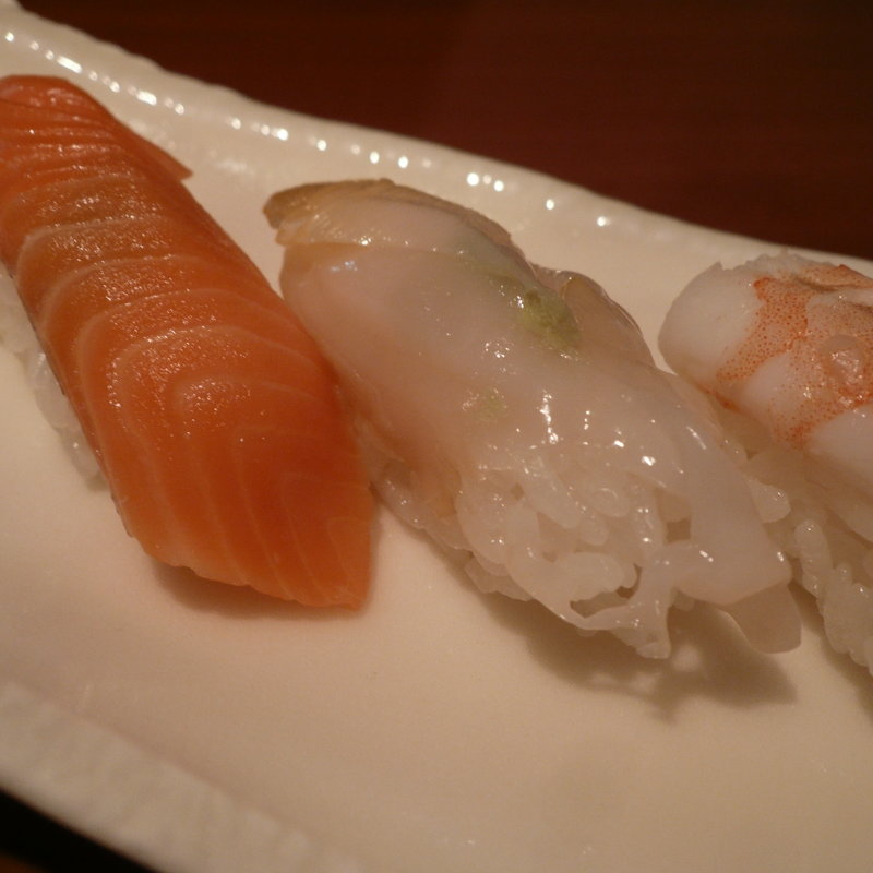 お任せ握り3貫(鮨 込山 （スシ コミヤマ）)