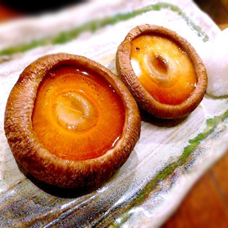 北海道白老町産　大統領しいたけ(炉端焼 うだつ )