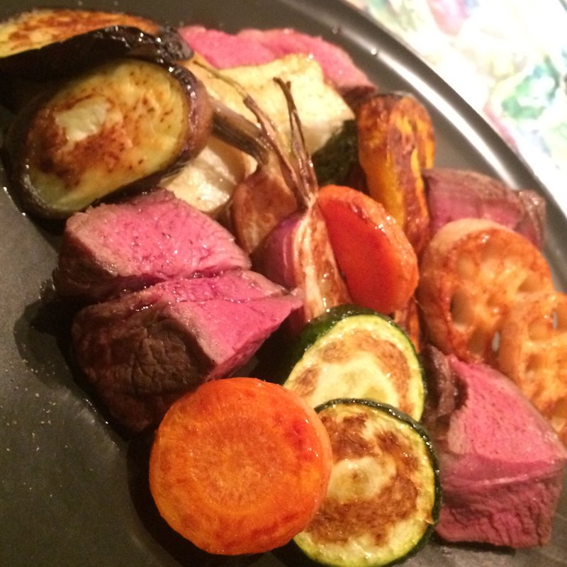 蝦夷鹿もも肉のステーキ真空焼き(三軒茶屋 イタリアン85BAL TEPPEN(テッペン))