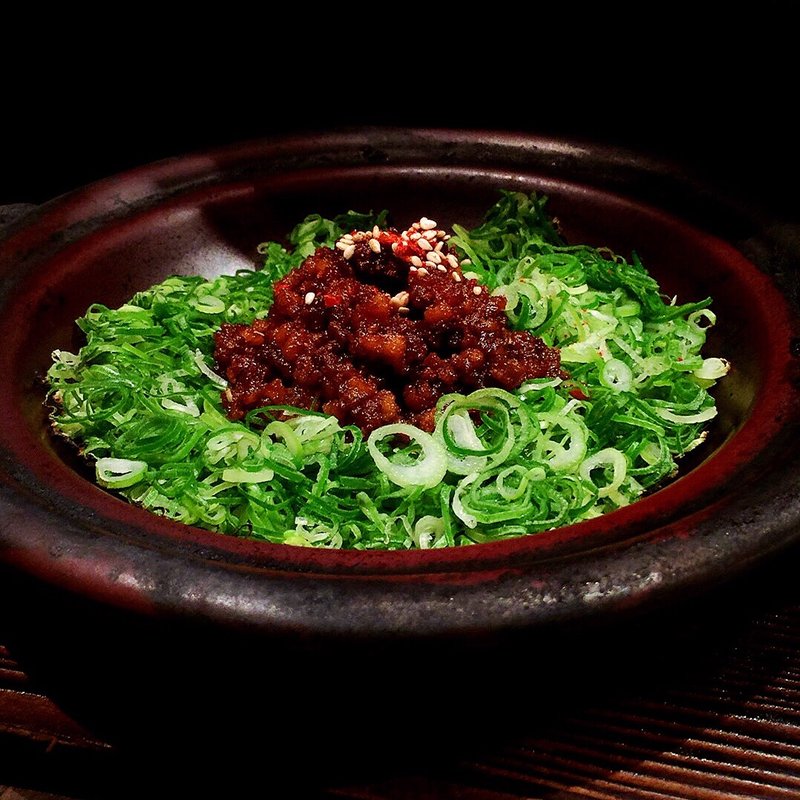 九条葱と肉味噌の陶板焼き(葱や平吉 )