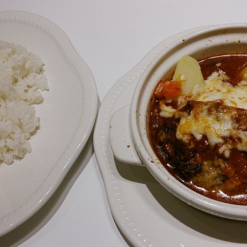 オーブン焼きチーズハンバーグ+ライス(ラ・メゾン アンソレイユターブル ルミネ町田店)