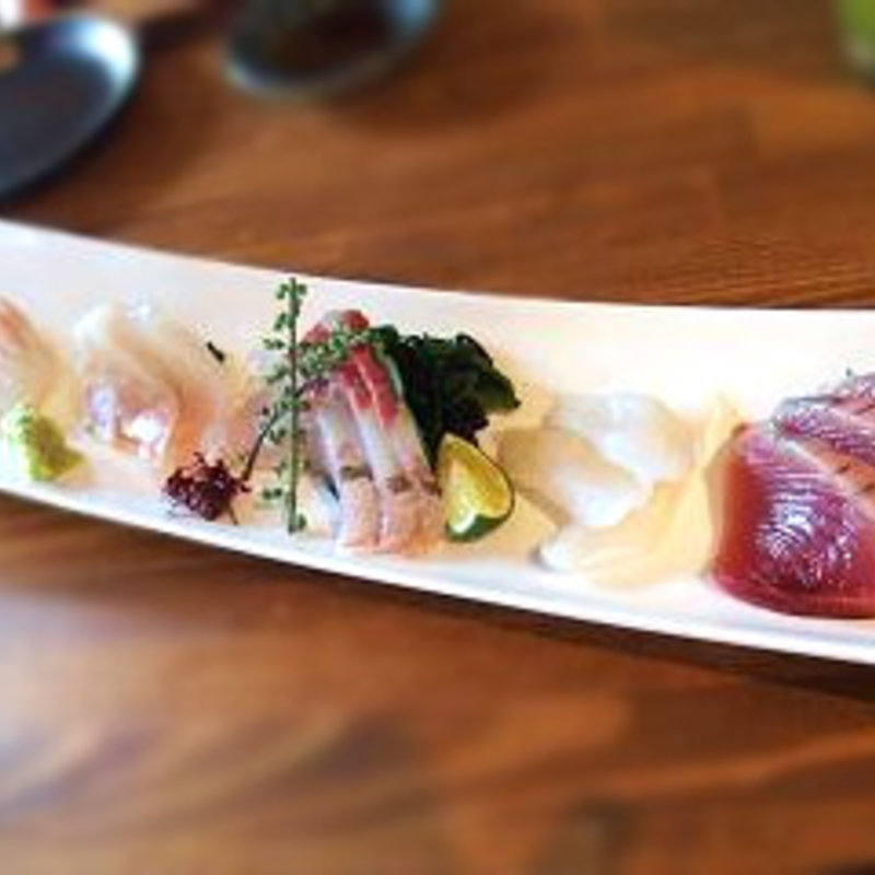 刺身盛合せ(臥薪　大船)