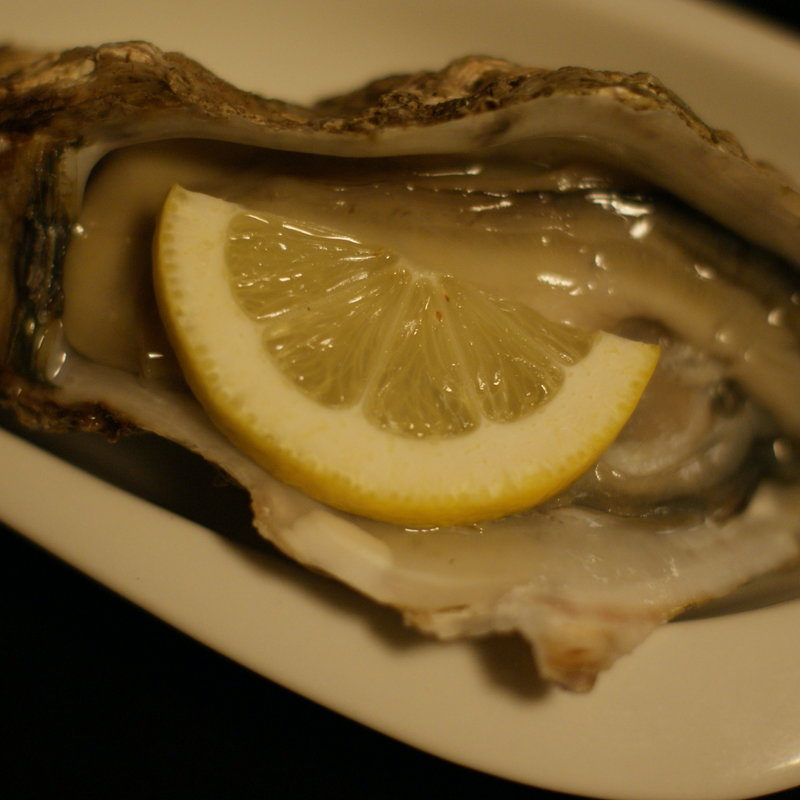 生カキ(築地 海宝館 勝鬨寿し 総本店)