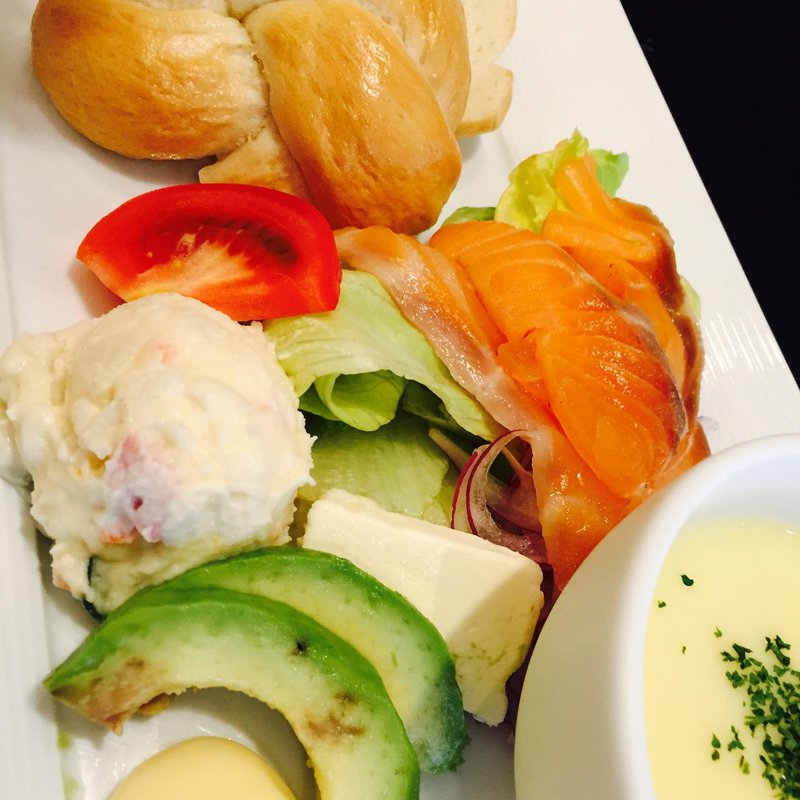 自家製ベーグル　スモークサーモンとクリームチーズ(Ａ ＬＡ ＴＩＥＮＮＥ)