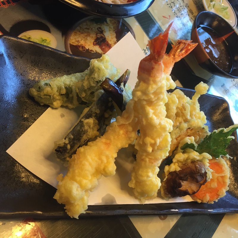 天ぷら盛り合わせ(やぐら亭 )