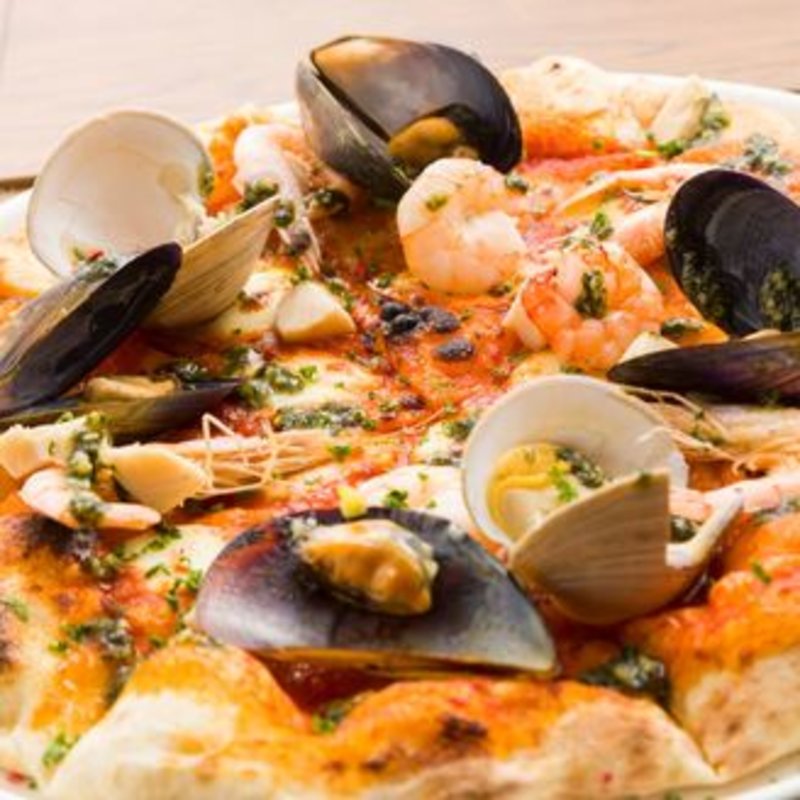 ペスカトーレピザ(spanish Italian Azzurro520+cafe　-costa de terraza- （スパニッシュ　イタリアン　アズーロ　ゴーニーゼロ　プラス　カフェ　コスタ　デ　テラッツァ）)