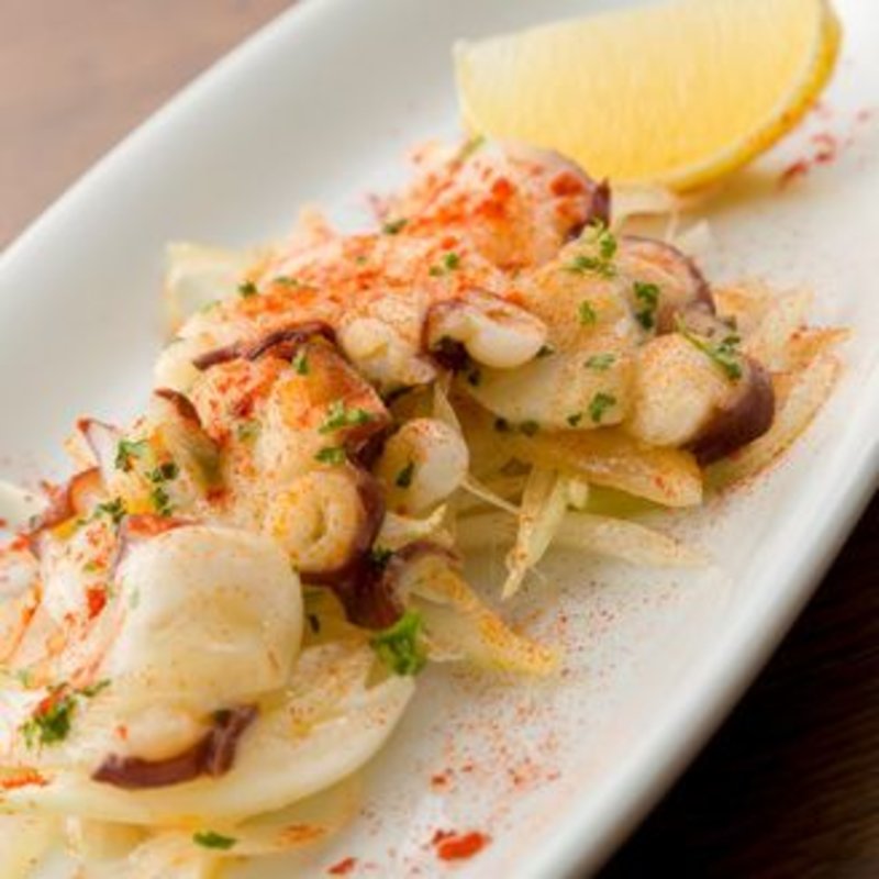 タコのガリシア風(spanish Italian Azzurro520+cafe　-costa de terraza- （スパニッシュ　イタリアン　アズーロ　ゴーニーゼロ　プラス　カフェ　コスタ　デ　テラッツァ）)