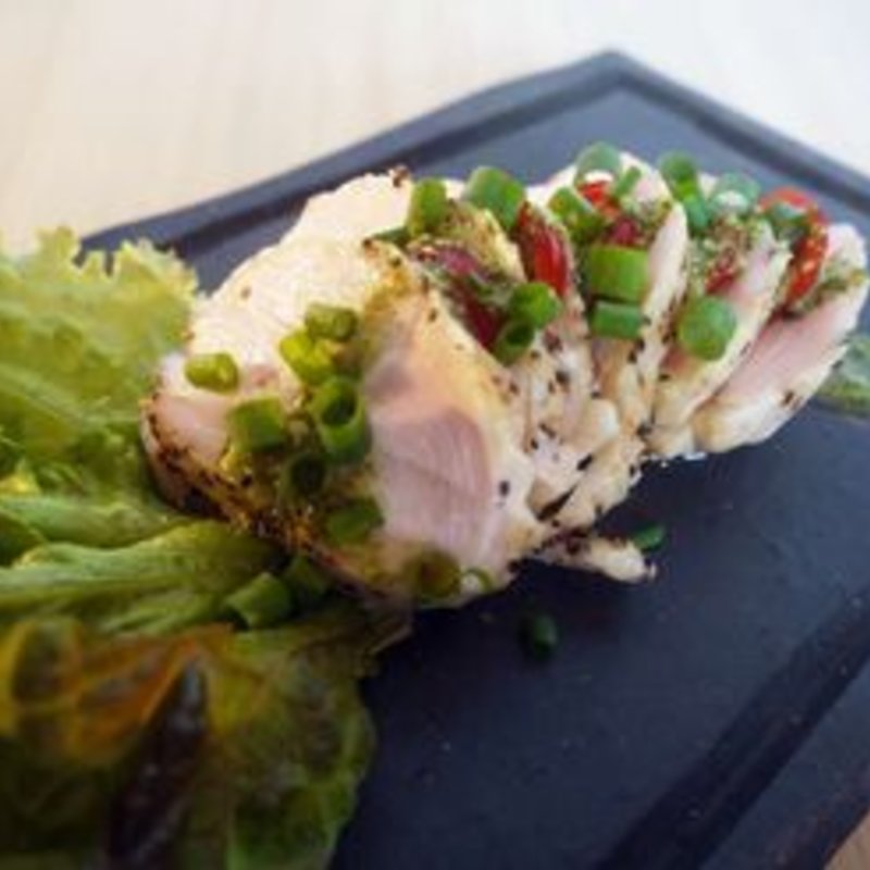 鶏ハム(さつま鶏丸 海浜幕張店)