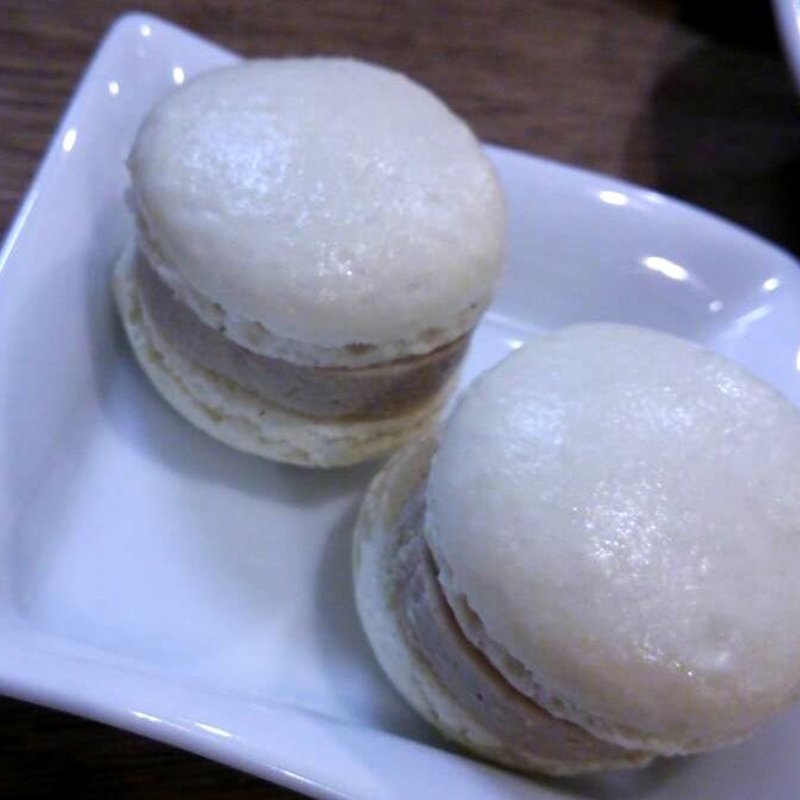 フォアグラのマカロン(ル・コントワ)