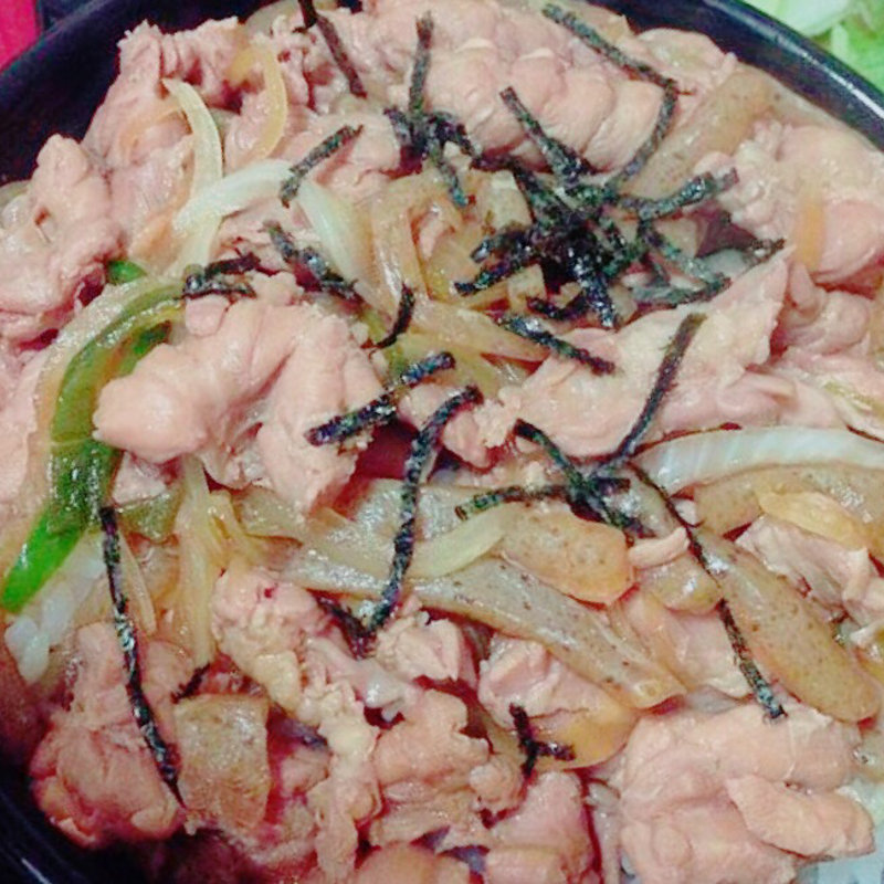 とり肉丼(鳥竹総本店)