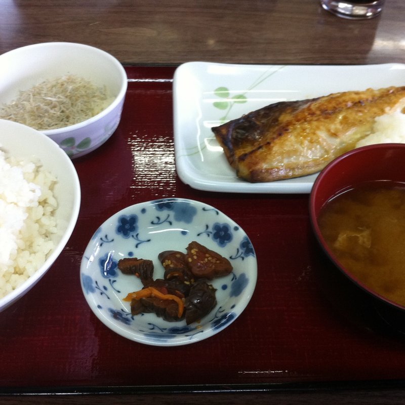 サバ塩焼き定食(ひもの食堂 )