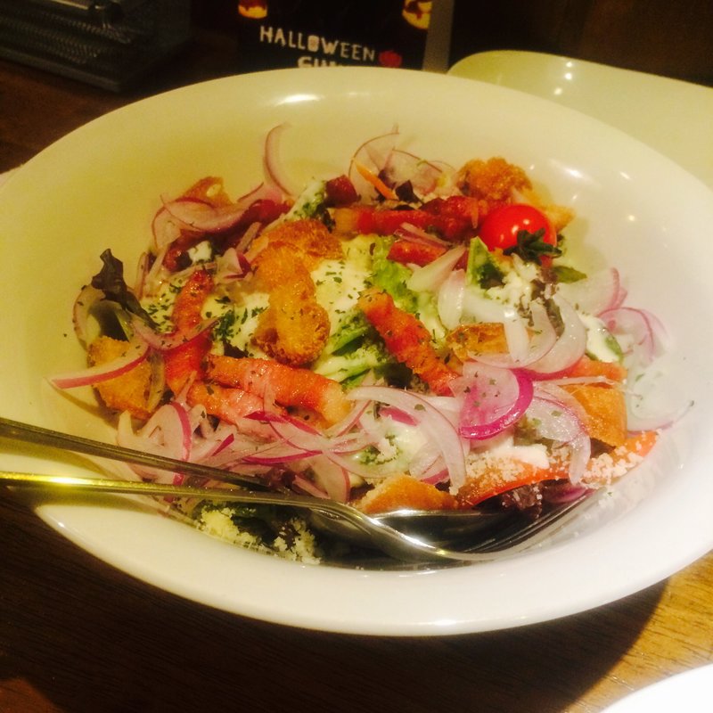 温玉とベーコンのシーザーサラダ(AKATSUKI （アカツキ）)