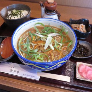 七彩カレーうどん(うどん亭 瀬戸香 （うどんてい せとか）)